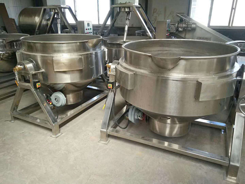 Planetary stirring wok